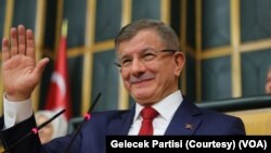 Gelecek Partisi Genel Başkanı Ahmet Davutoğlu Bosna Hersek’in de İsveç gibi tehdit altında olduğunu savundu