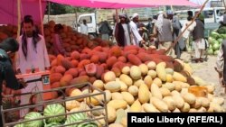 افغان سوداګر وایي چې شاوخوا درې ملیونه افغانۍ زیان ورته رسیدلی. 